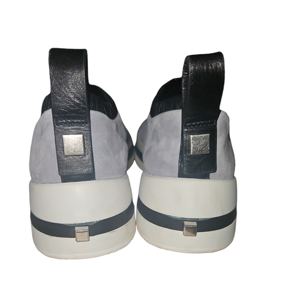 Stuart Weizman 612 Suede Sneakers - Picture 4 of 10